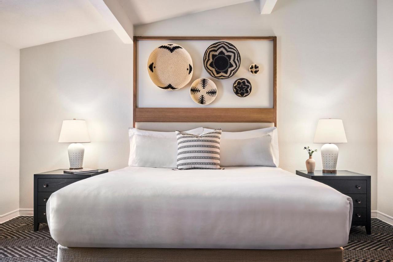 Omni Tucson National & Casas Adobes